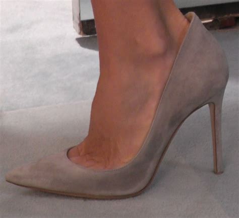 kelly ripa shoes